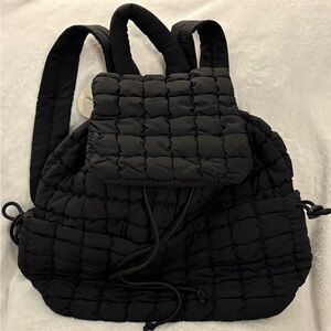 Vaeker Black Quilted Drawstring Backpack